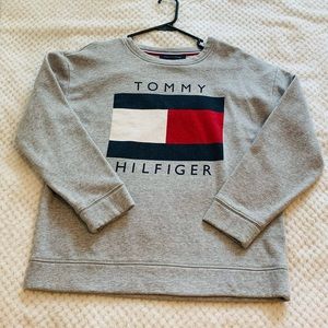 Tommy Hilfiger grey logo sweatshirt